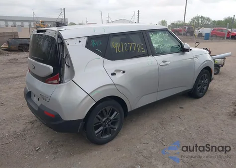 2021 Kia Soul Ex z USA, uszkodzony, nr VIN KNDJ33AU1M7756092
